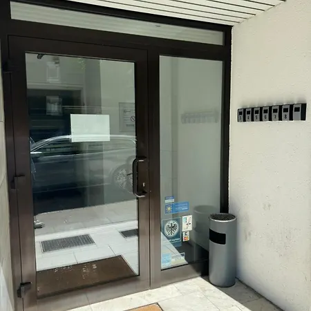 Domum 5 Moderne Ferien- Monteurapartments Inkl Wlan Und Waschmaschine In Apartment Mülheim an der Ruhr