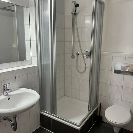 Domum 5 Moderne Ferien- Monteurapartments Inkl Wlan Und Waschmaschine In Apartment Muelheim an der Ruhr