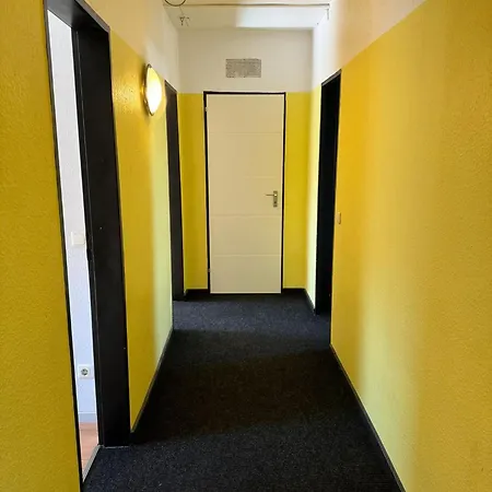 Apartment Domum 5 Moderne Ferien- Monteurapartments Inkl Wlan Und Waschmaschine In *